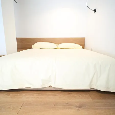 Apartman Untitled33